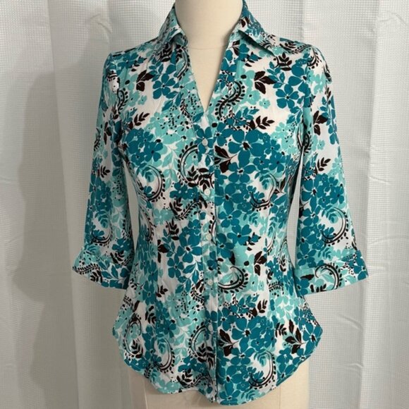 Fred David Women's 3/4 Notched Sleeves, Front Button, Floral Blouse, Aqua/Black - Picture 5 of 6